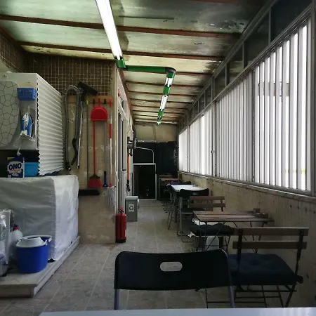 Alojamento de Acomodação e Pequeno-almoço City Center *